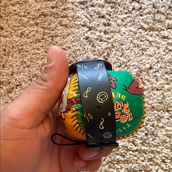 Warner Bros. Looney Tunes Tasmanian Devil holographic Watch